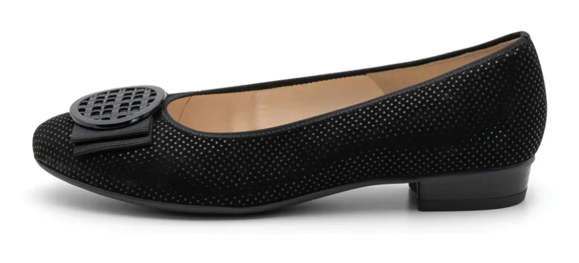 WOMEN'S ARA BAMBI FLAT | BLACK PUNTIKID - Image 3