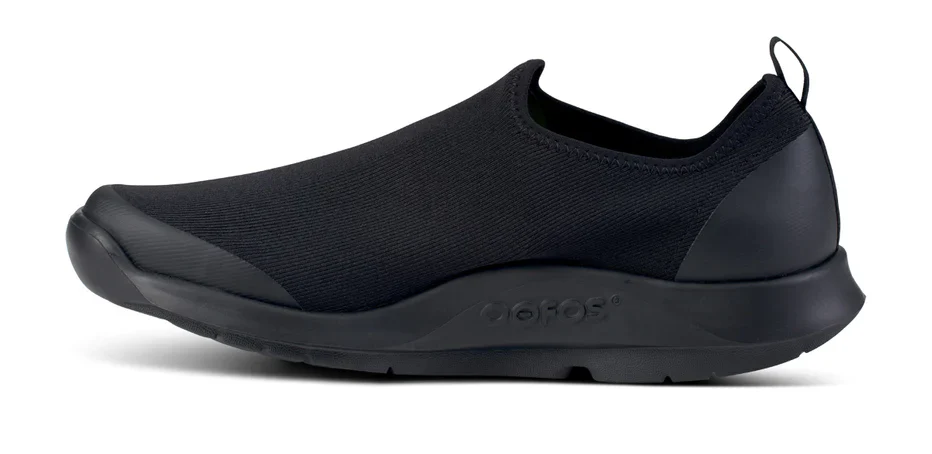 MENS OOFOS OOMG SPORT LOW RECOVERY SLIP ON SHOE | BLACK - Image 3