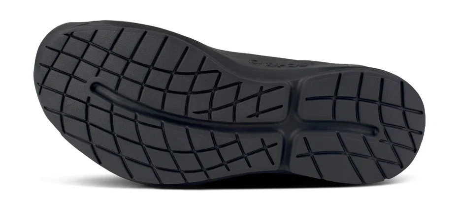 MENS OOFOS OOMG SPORT LOW RECOVERY SLIP ON SHOE | BLACK - Image 8