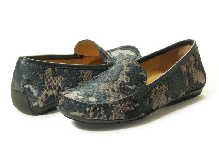 WOMEN'S VANELI ALBION LOAFER | BLUE KEPRIE - Image 2