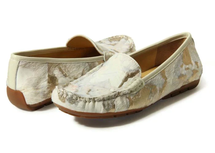 WOMEN'S VANELI ALBION LOAFER | CREAM / PLATINO - Image 2