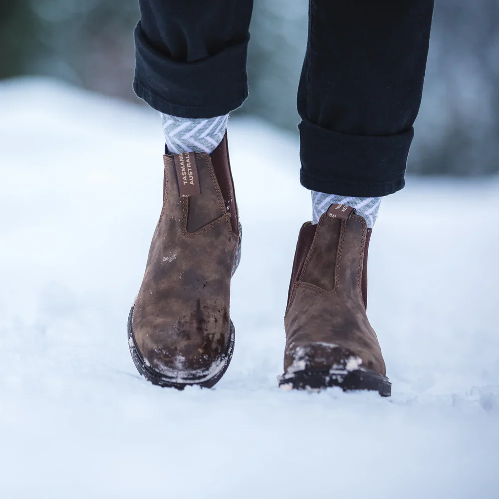 BLUNDSTONE UNISEX CHELSEA BOOTS | RUSTIC BROWN - Image 12