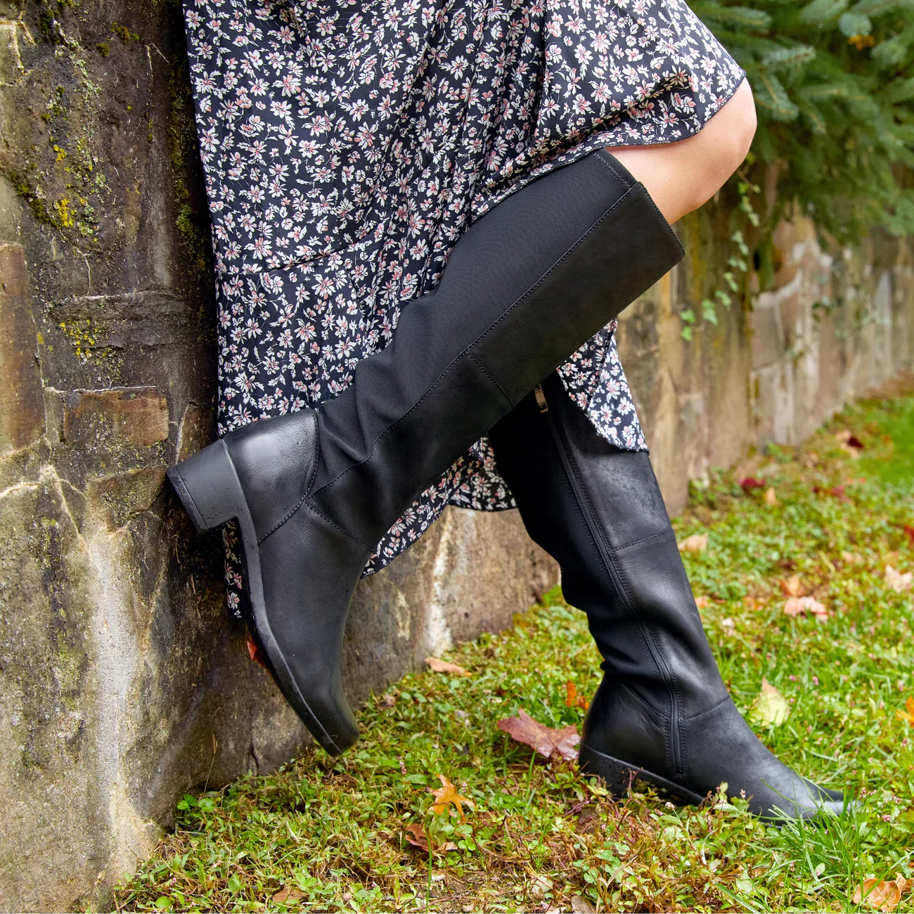 WOMEN'S DANSKO CELESTINE | BLACK BURNISHED NUBUCK - Image 2