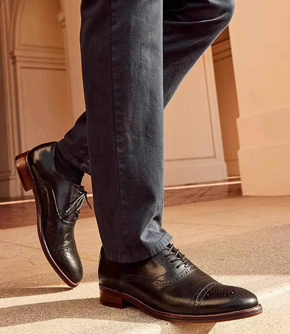 MEN'S JOHNSTON & MURPHY CONARD 2.0 CAP TOE | BLACK - Image 9