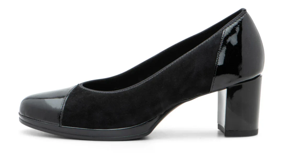 WOMEN'S ARA CONCORD MIXED MEDIA PUMP | BLACK PATENT - Image 2