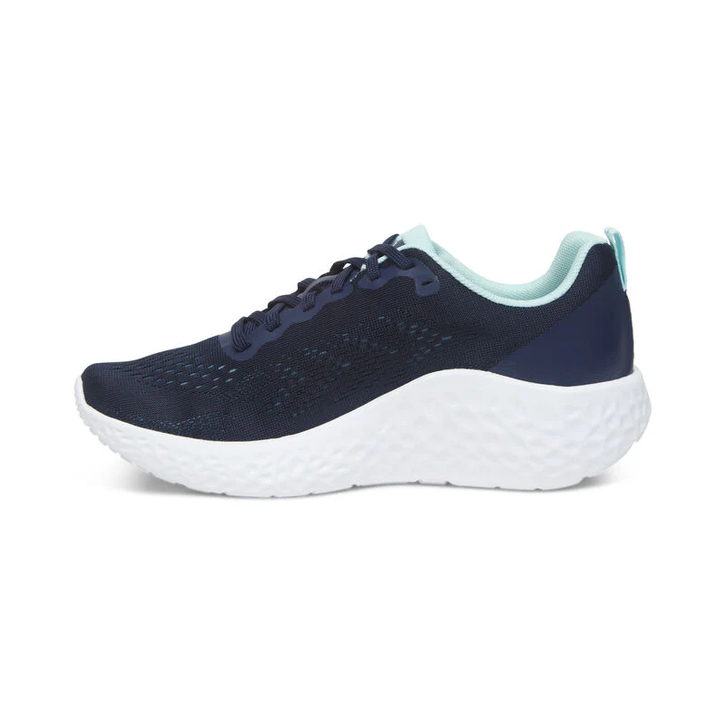 WOMEN'S AETREX DANIKA ARCH SUPPORT SNEAKER | NAVY - Image 2