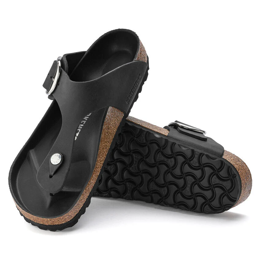 WOMEN'S BIRKENSTOCK GIZEH BIG BUCKLE SANDAL | BLACK OILED LEATHER - Image 4