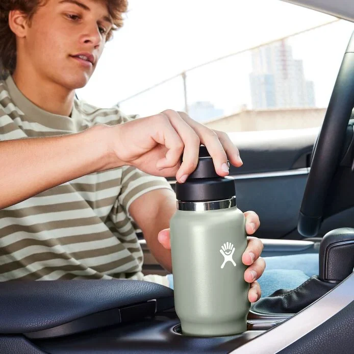 HYDRO FLASK 32 OZ WIDE MOUTH TRAVEL BOTTLE WITH FLEX CHUG CAP | INDIGO - Image 2