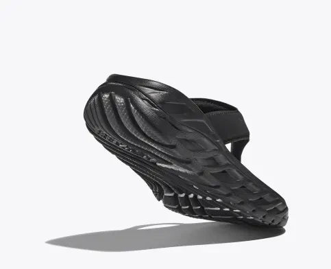 MEN'S HOKA ORA RECOVERY FLIP | BLACK / DARK GULL GRAY - Image 5