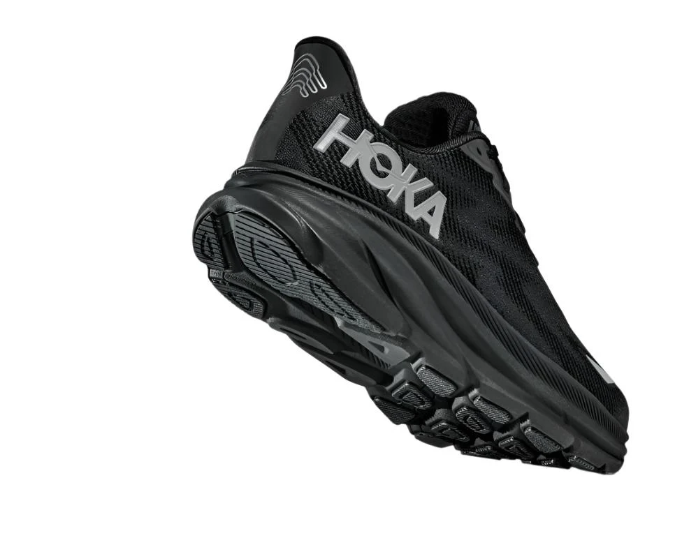 MEN'S HOKA CLIFTON 9 GTX | BLACK / BLACK - Image 4