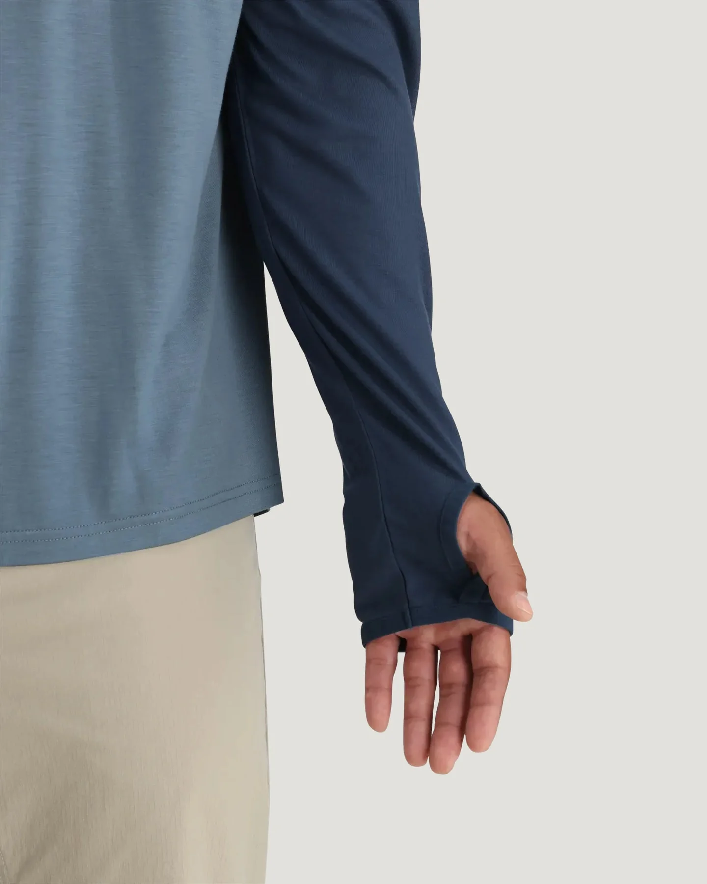 MEN'S FREE FLY BAMBOO HYBRID HOODIE | TRUE NAVY | BLUE FOG - Image 6