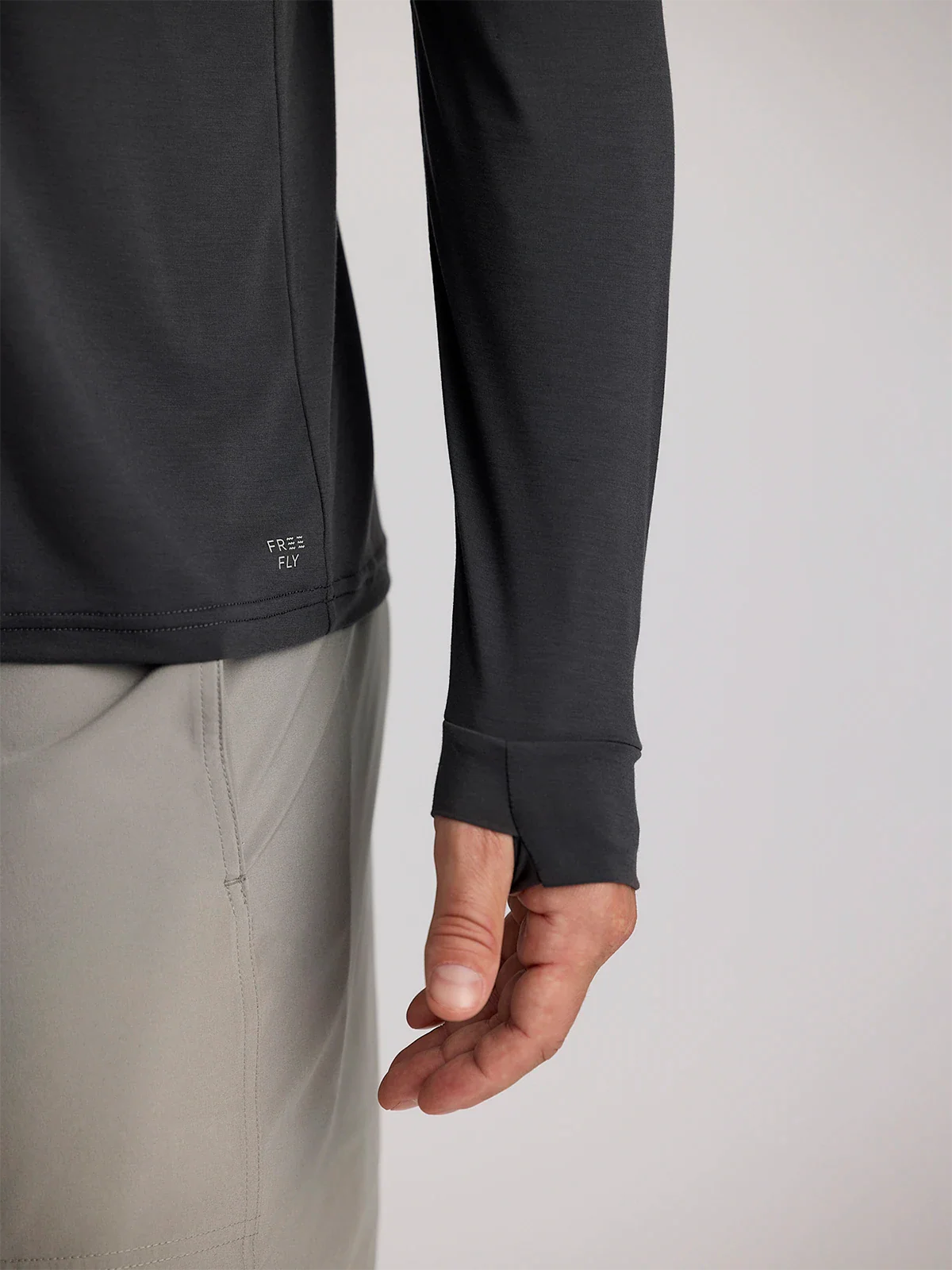 MEN'S FREE FLY ELEVATE LIGHTWEIGHT LONG SLEEVE | BLACK SAND - Image 4