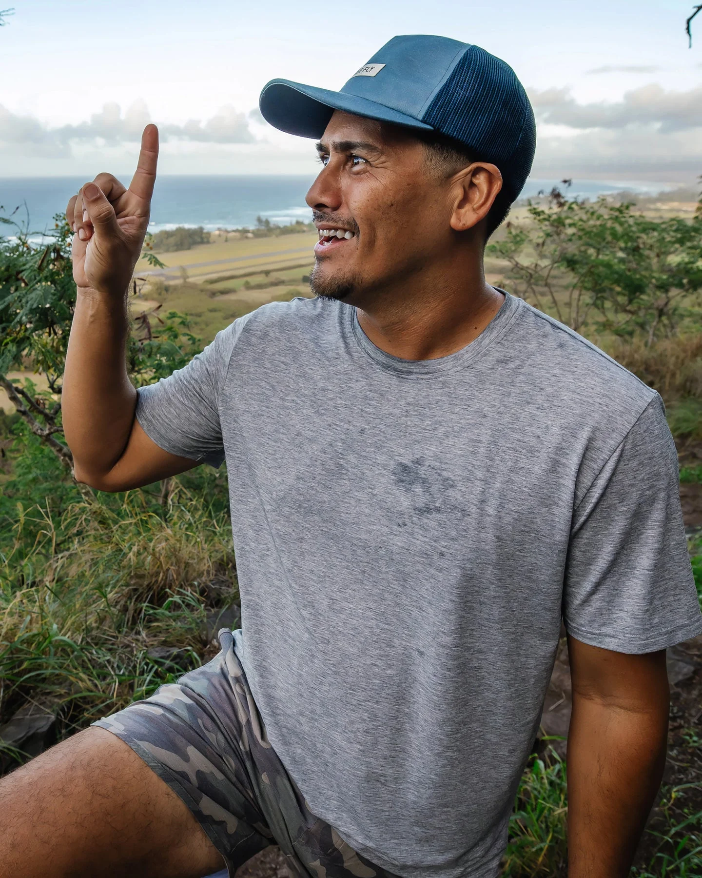 MEN'S FREE FLY ELEVATE LIGHTWEIGHT TEE | HEATHER GREY - Image 5