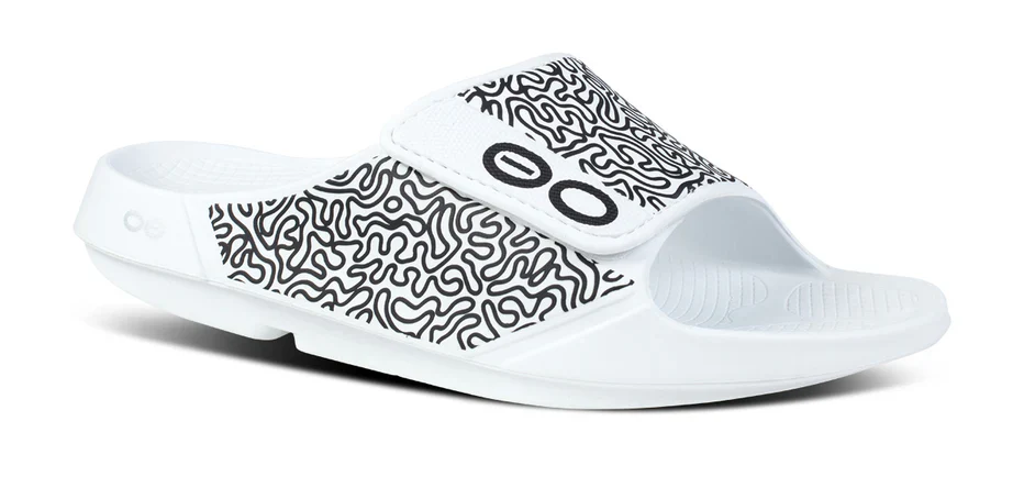 MEN'S OOFOS OOAHH SPORT FLEX LIMITED SLIDE | WHITE LABYRINTH - Image 4