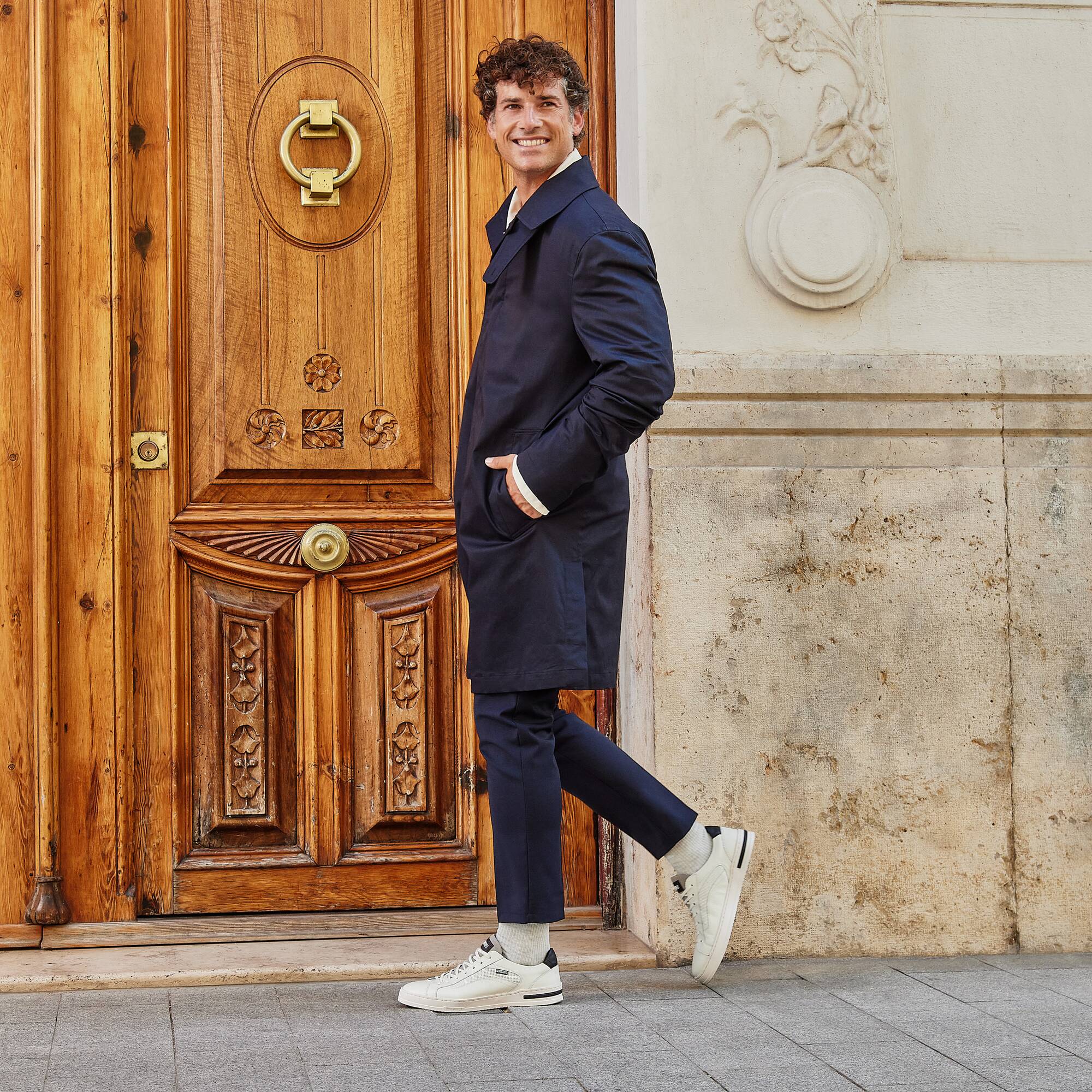 MEN'S PIKOLINOS XATIVA TRAINERS | OFF WHITE - Image 2