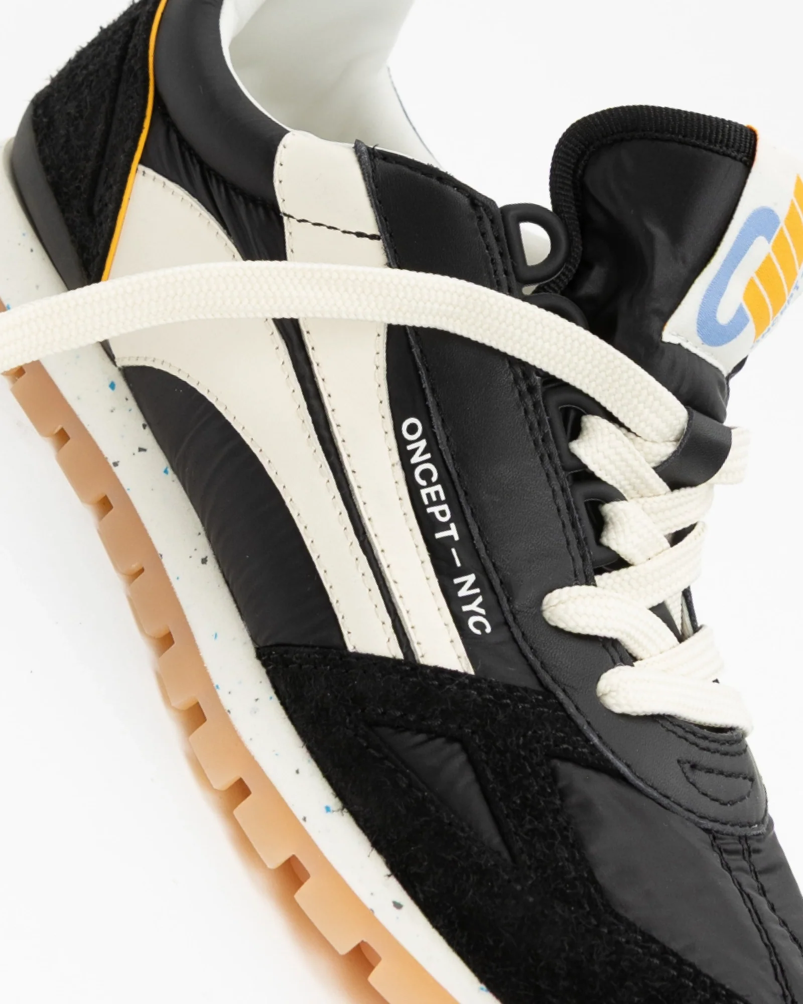 ONCEPT WOMEN'S TORONTO SNEAKERS | BLACK - Image 4