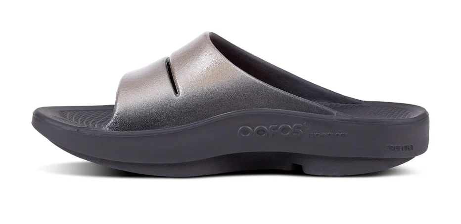 WOMEN'S OOFOS OOAHH LUXE SLIDE | LATTE - Image 3