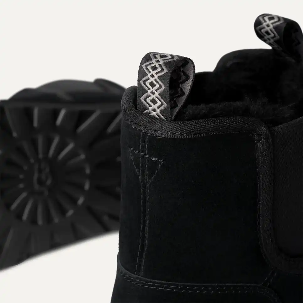 UGG MEN'S NEUMEL CHELSEA SLIPPER | BLACK - Image 5