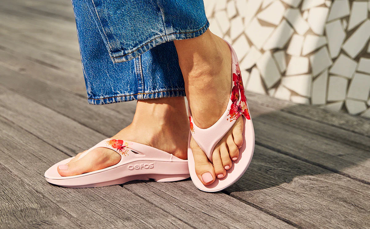 UNISEX OOFOS OORIGINAL LIMITED SANDAL | PRIMROSE BLOSSOM - Image 8