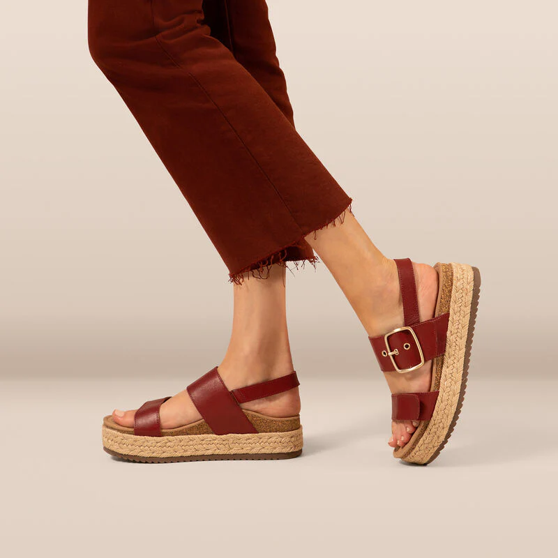 WOMEN'S AETREX VANIA ARCH SUPPORT PLATFORM SANDAL | RED - Image 7