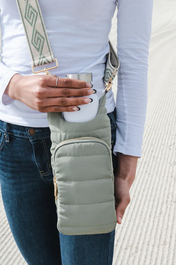 WANDERFULL HYDROBAG | SAGE GREEN WITH SAGE AND TAN STRAP - Image 3