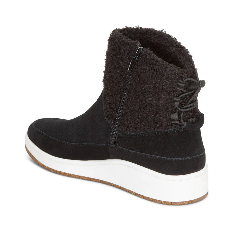 WOMEN'S AETREX WINNIE BOOT | BLACK - Image 7