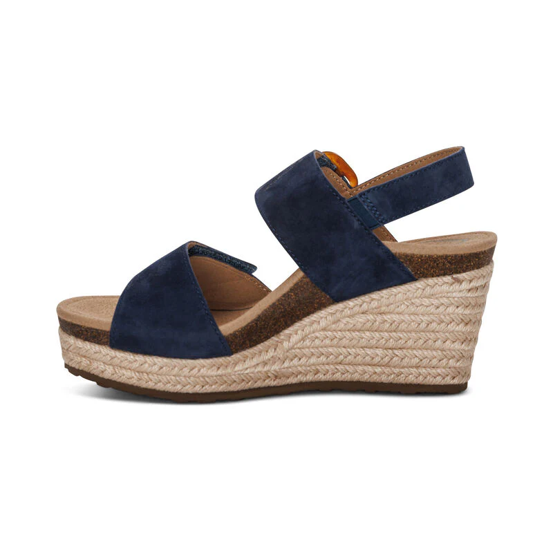 WOMEN'S AETREX ASHLEY ARCH SUPPORT WEDGE SANDAL | NAVY - Image 2