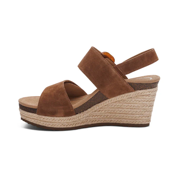WOMEN'S AETREX ASHLEY ARCH SUPPORT WEDGE SANDAL | SCOTCH - Image 2