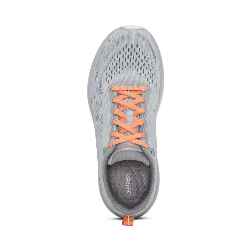 WOMEN'S AETREX DANIKA ARCH SUPPORT SNEAKER | LIGHT GREY - Image 4
