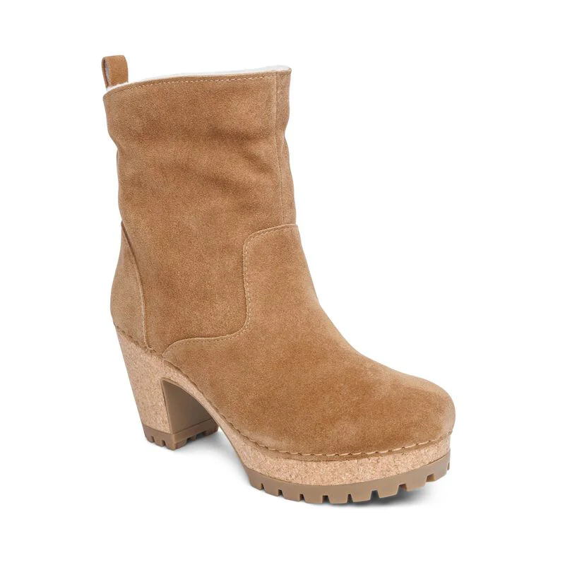 WOMEN'S AETREX SCARLETT BOOT | HONEY - Image 2