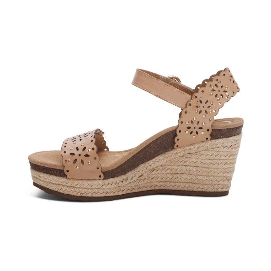 WOMEN'S AETREX SYDNEY QUARTER STRAP ESPADRILLE WEDGE | SAND CUTOUT - Image 3