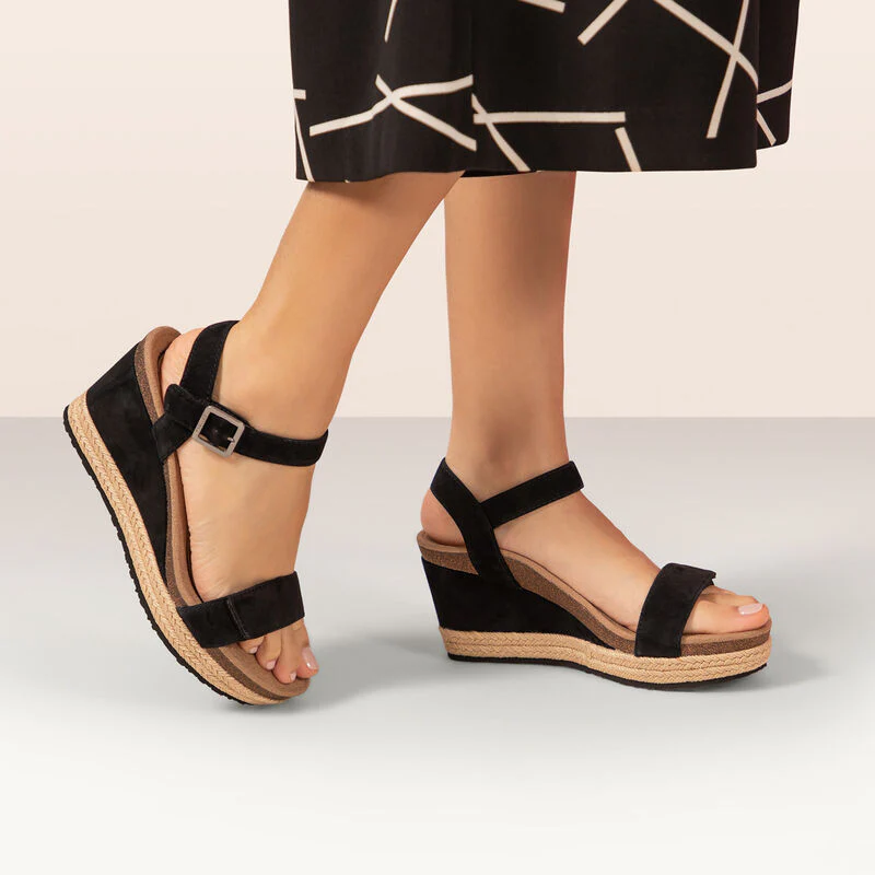 WOMEN'S AETREX SYDNEY QUARTER STRAP ESPADRILLE WEDGE | WALNUT - Image 2