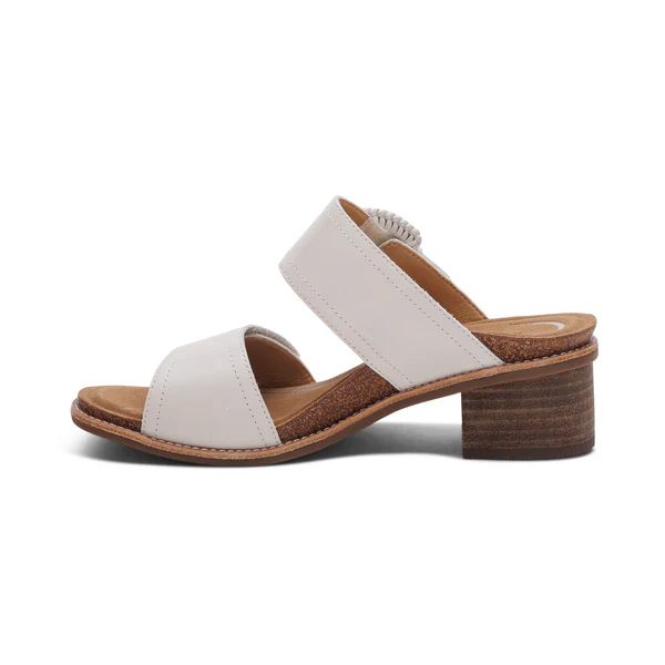 WOMEN'S AETREX TATIANA ARCH SUPPORT HEEL | IVORY - Image 2