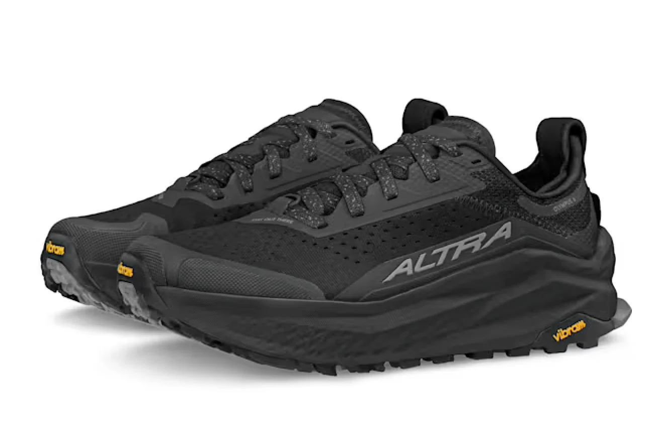 WOMEN'S ALTRA OLYMPUS 6 | BLACK / BLACK - Image 6