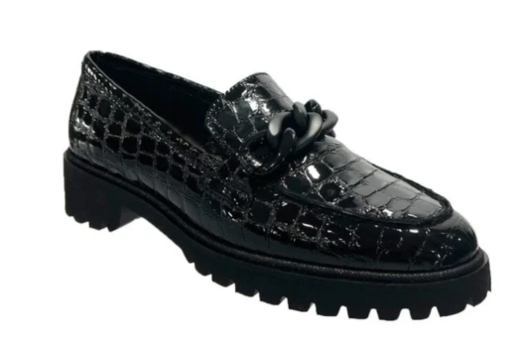 WOMEN'S ARA KIANA CHUNKY SOLE CHAIN LOAFER | BLACK CROCO PATENT - Image 3