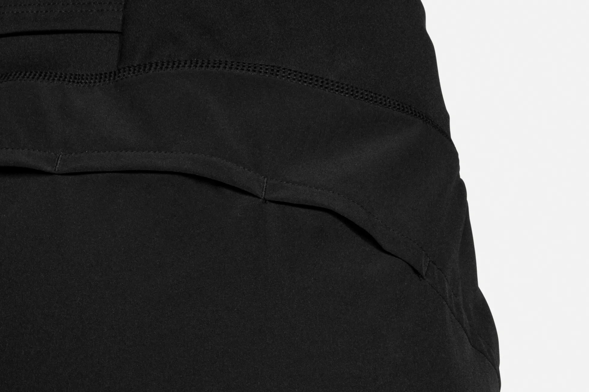 WOMEN'S BROOKS CHASER 5" SHORT | BLACK - Image 7