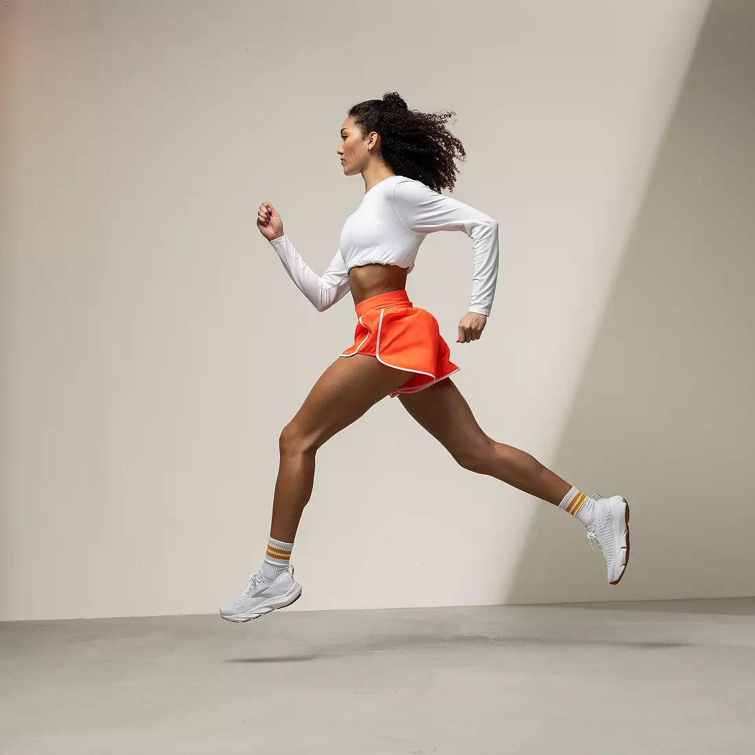 WOMEN'S BROOKS GLYCERIN FLEX | WHITE | BLACK | GUM - Image 8