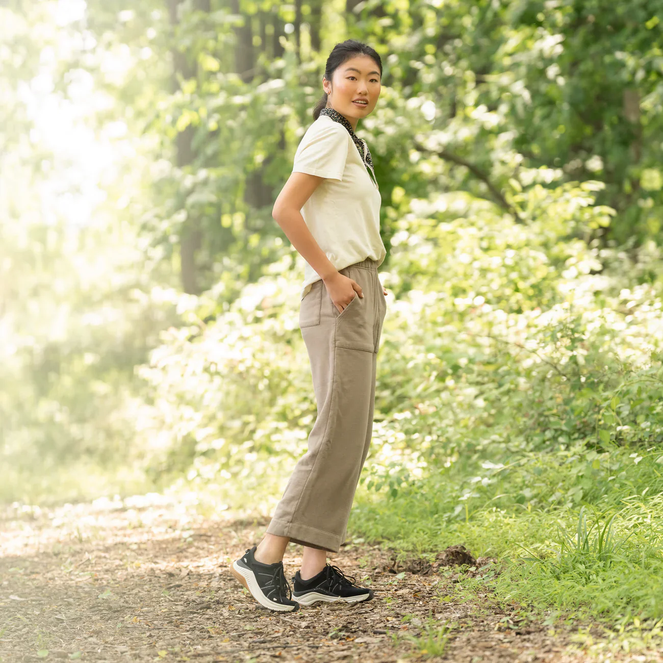 WOMEN'S DANSKO POPPY | BLACK SUEDE - Image 9