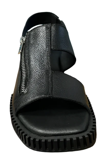 WOMEN'S DJANGO & JULIETTE INGLISH SANDAL | BLACK TUMBLED LEATHER / BLACK SOLE - Image 4