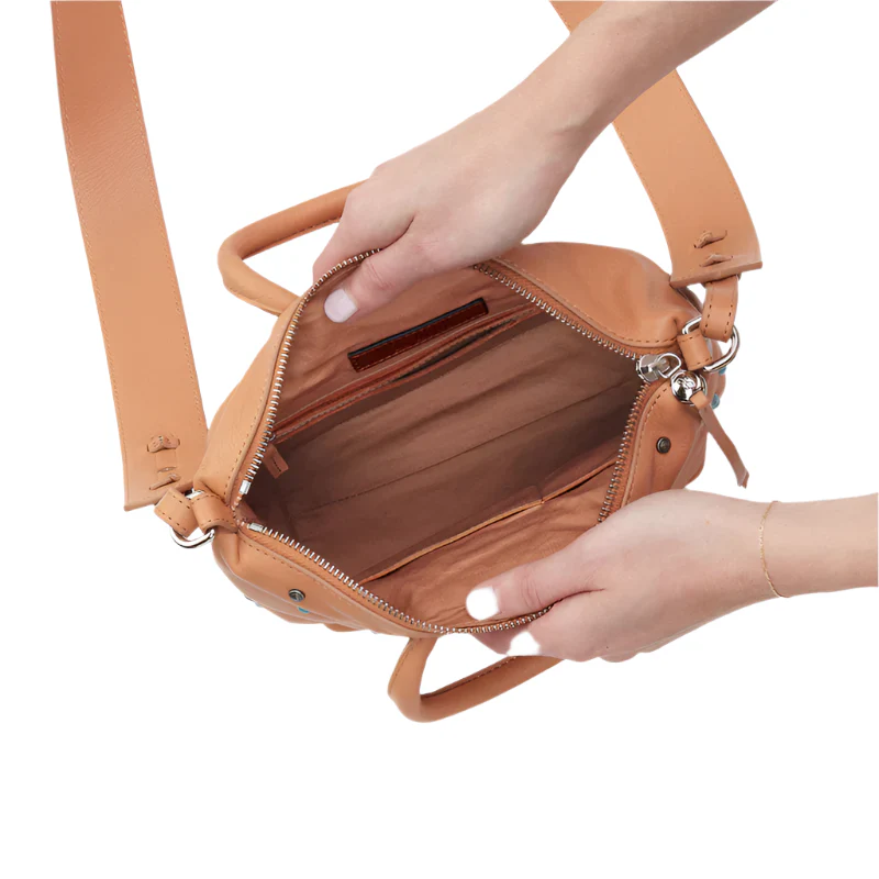 WOMEN'S HOBO MAGGIE CROSSBODY | DOE SMOOTH LEATHER - Image 3