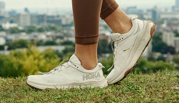 WOMEN'S HOKA TRANSPORT | EGGNOG / EGGNOG - Image 2