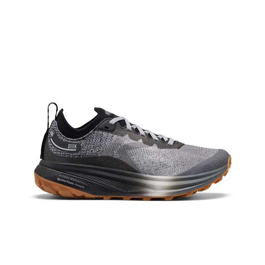 WOMEN'S KEEN SEEK TRAIL RUNNING SHOE | BLACK | MAGNET