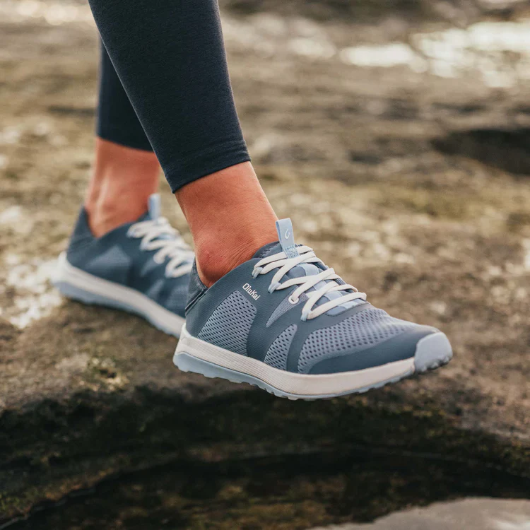WOMEN'S OLUKAI HUIA SNEAKER | VINTAGE BLUE / SEA ICE - Image 12
