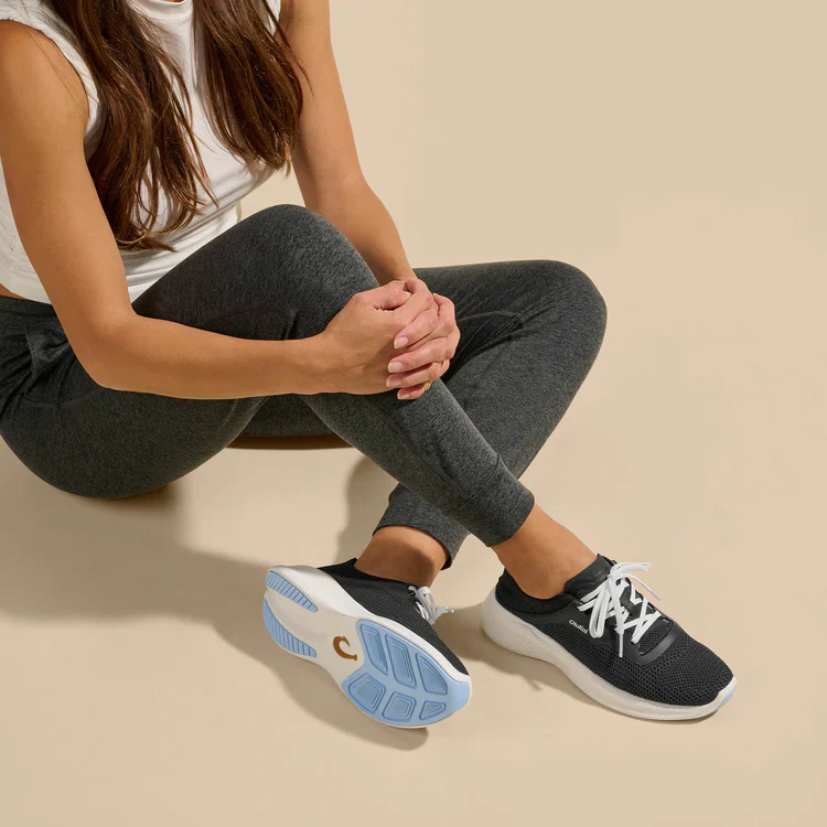 WOMEN'S OLUKAI ISLAND HOPPER | LAVA ROCK / LAVA ROCK - Image 2
