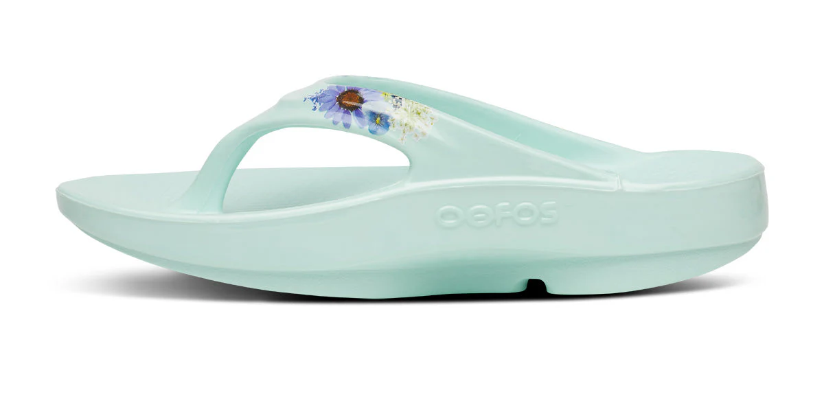 WOMEN'S OOFOS OOLALA LIMITED SANDAL | MINT BLOSSOM - Image 2