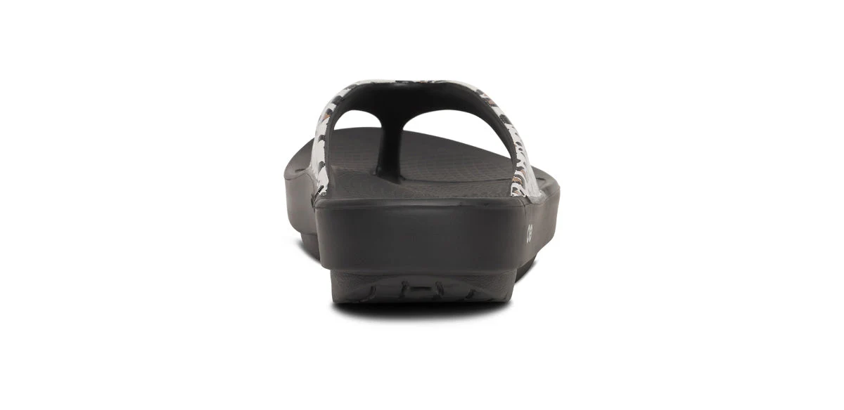WOMEN'S OOFOS OOLALA SANDAL | LEOPARD - Image 5