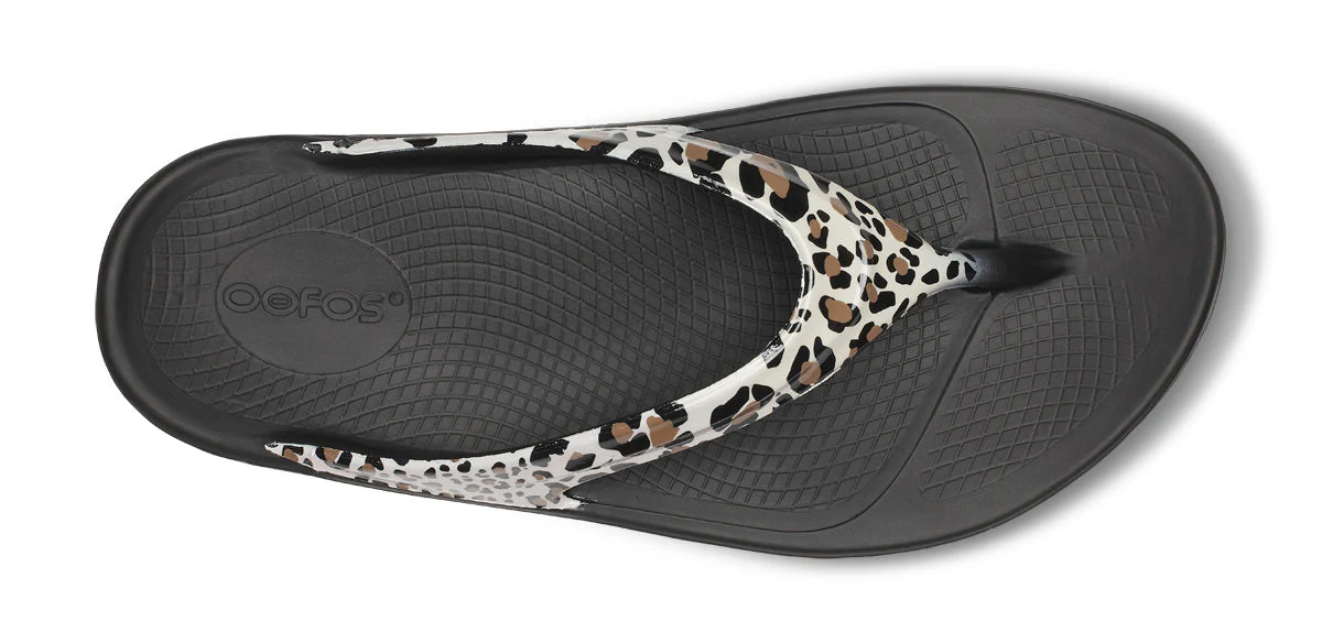 WOMEN'S OOFOS OOLALA SANDAL | LEOPARD - Image 6