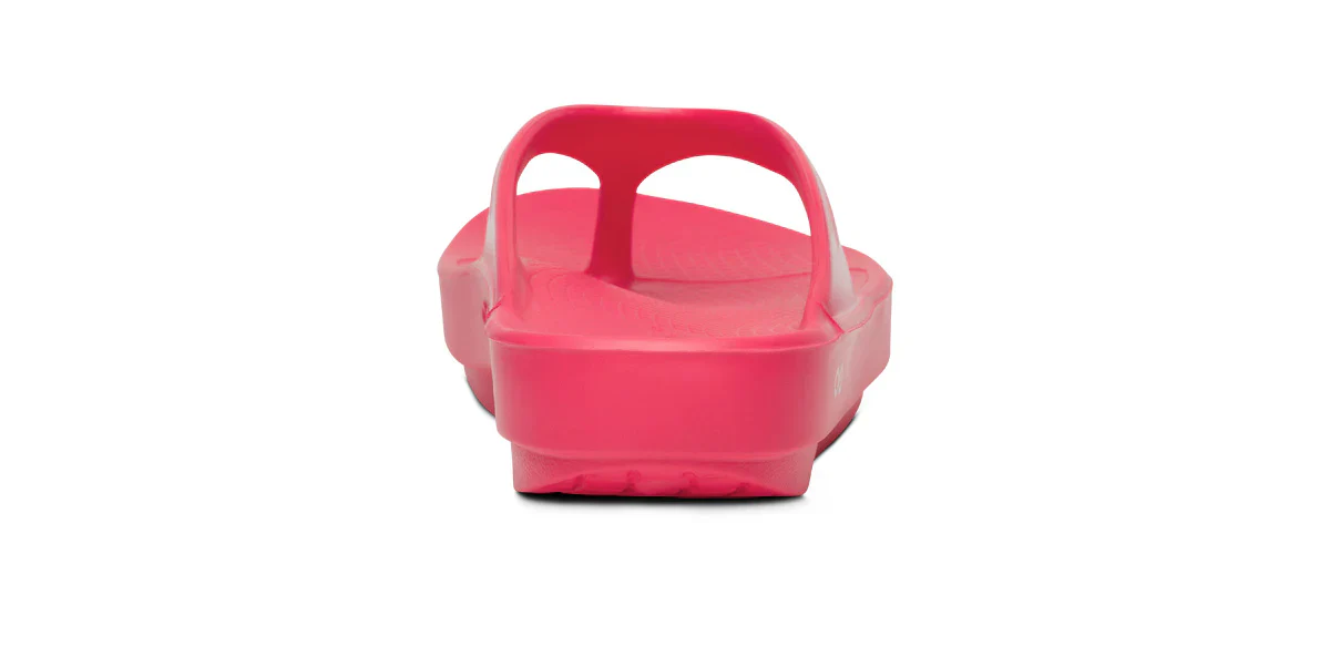 WOMEN'S OOFOS OOLALA SANDAL | NEON BERRY - Image 8