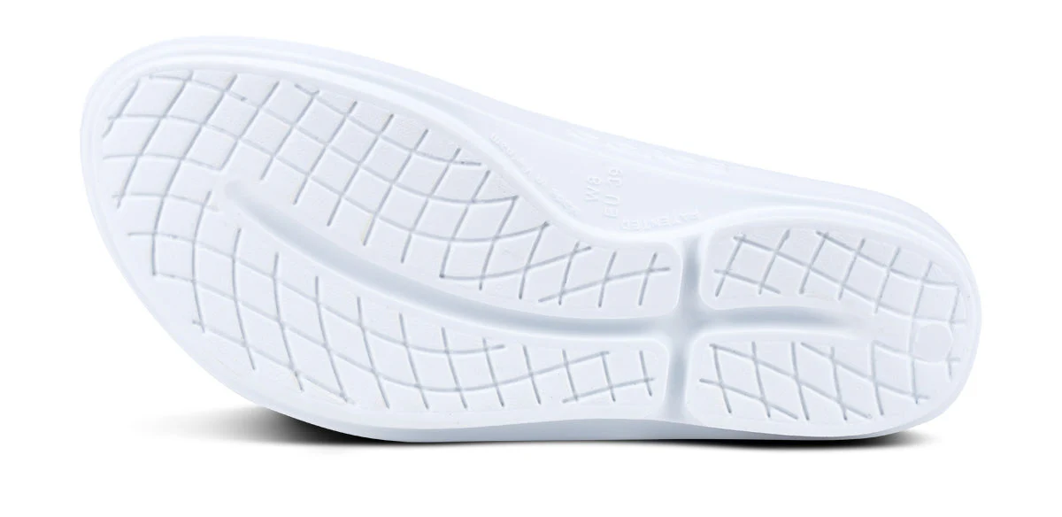 WOMEN'S OOFOS OOLALA SANDAL | WHITE - Image 7
