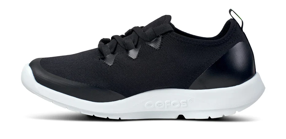 WOMEN'S OOFOS OOMG SPORT LS LOW SHOE | WHITE / BLACK - Image 3